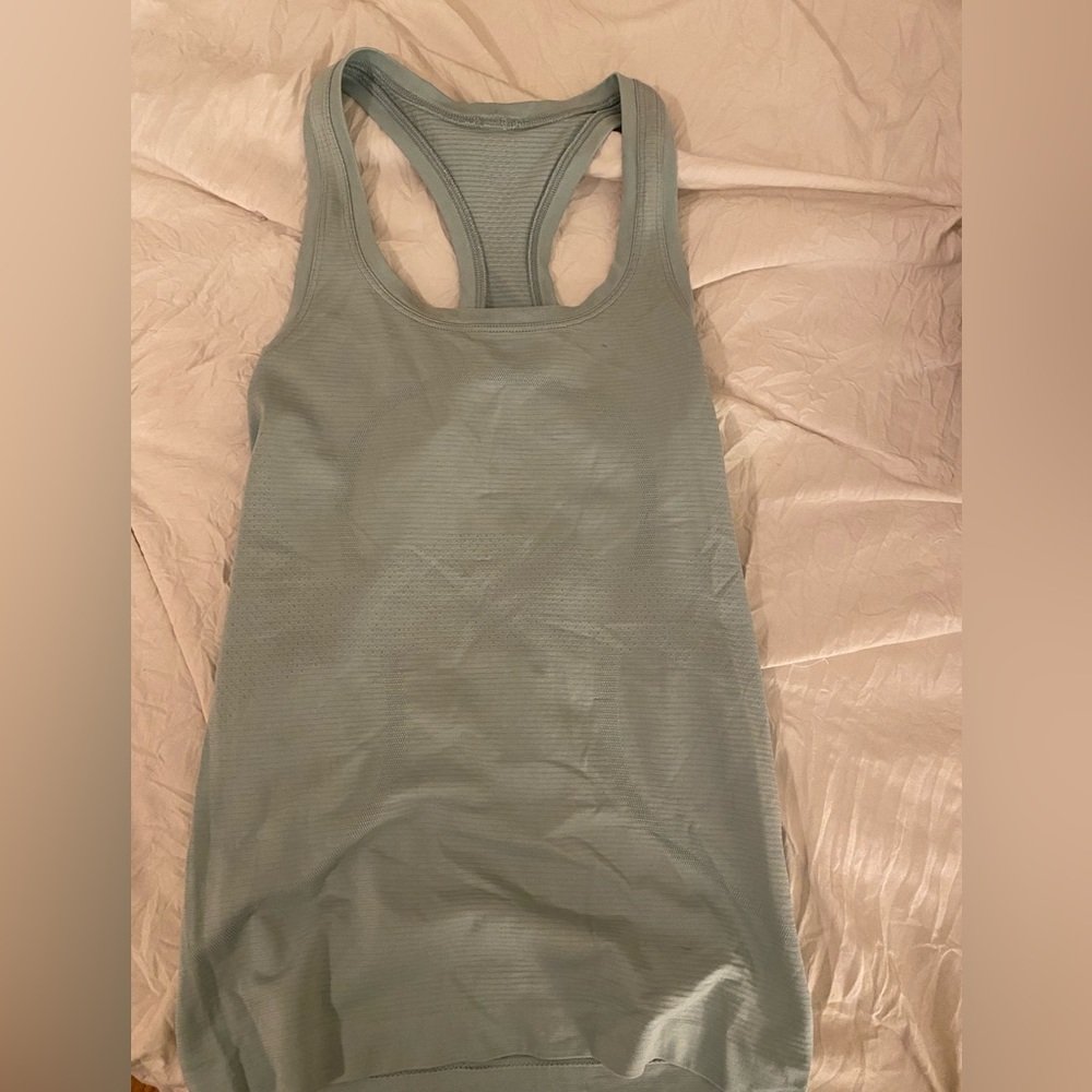 Lululemon tank top